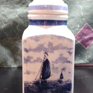 Delf Blue canister jar with lid